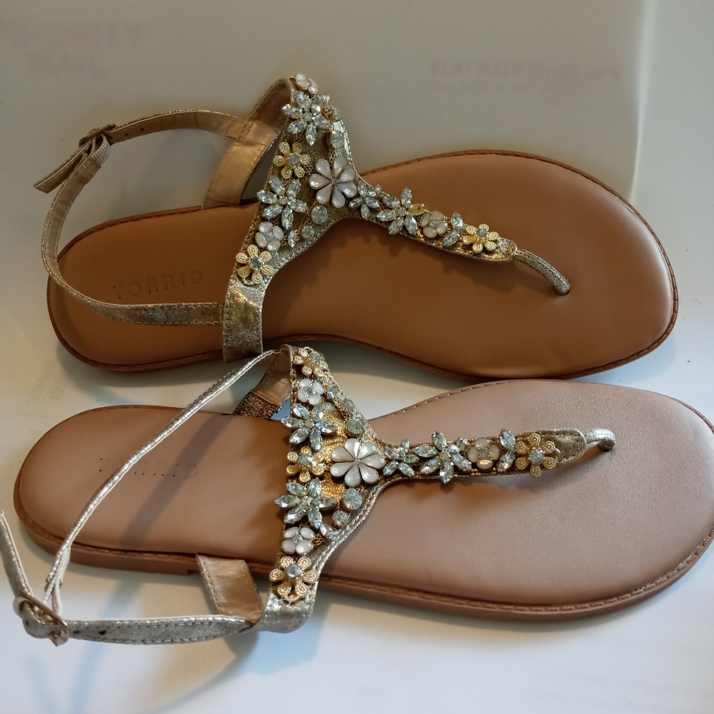 Torrid sandals women's sz 11 WIDE